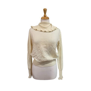 Vntg 80’sWomen's Country Suburbans Cream Ruffle Turtleneck lambswool Sweater L